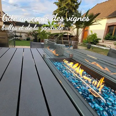 De 5 Avec Piscine Privee Jacuzzi Et Terrasse A Saudoy *