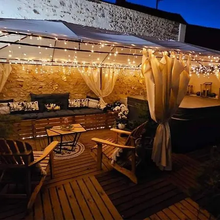De 5 Avec Piscine Privee Jacuzzi Et Terrasse A Saudoy Villa