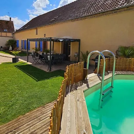 Villa De 5 Avec Piscine Privee Jacuzzi Et Terrasse A Saudoy