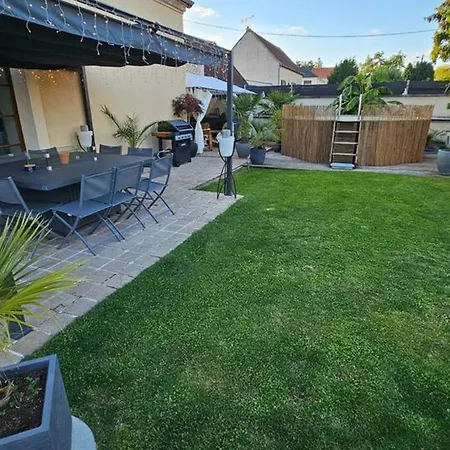 De 5 Avec Piscine Privee Jacuzzi Et Terrasse A Saudoy Villa Sézanne