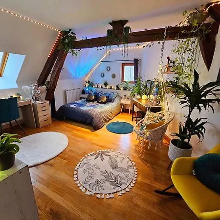 De 5 Avec Piscine Privee Jacuzzi Et Terrasse A Saudoy